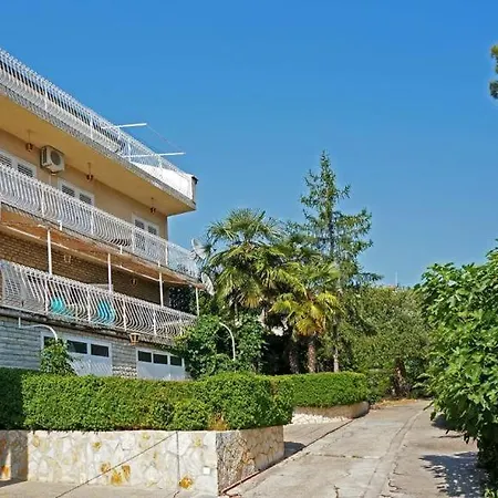 Apartment Mr